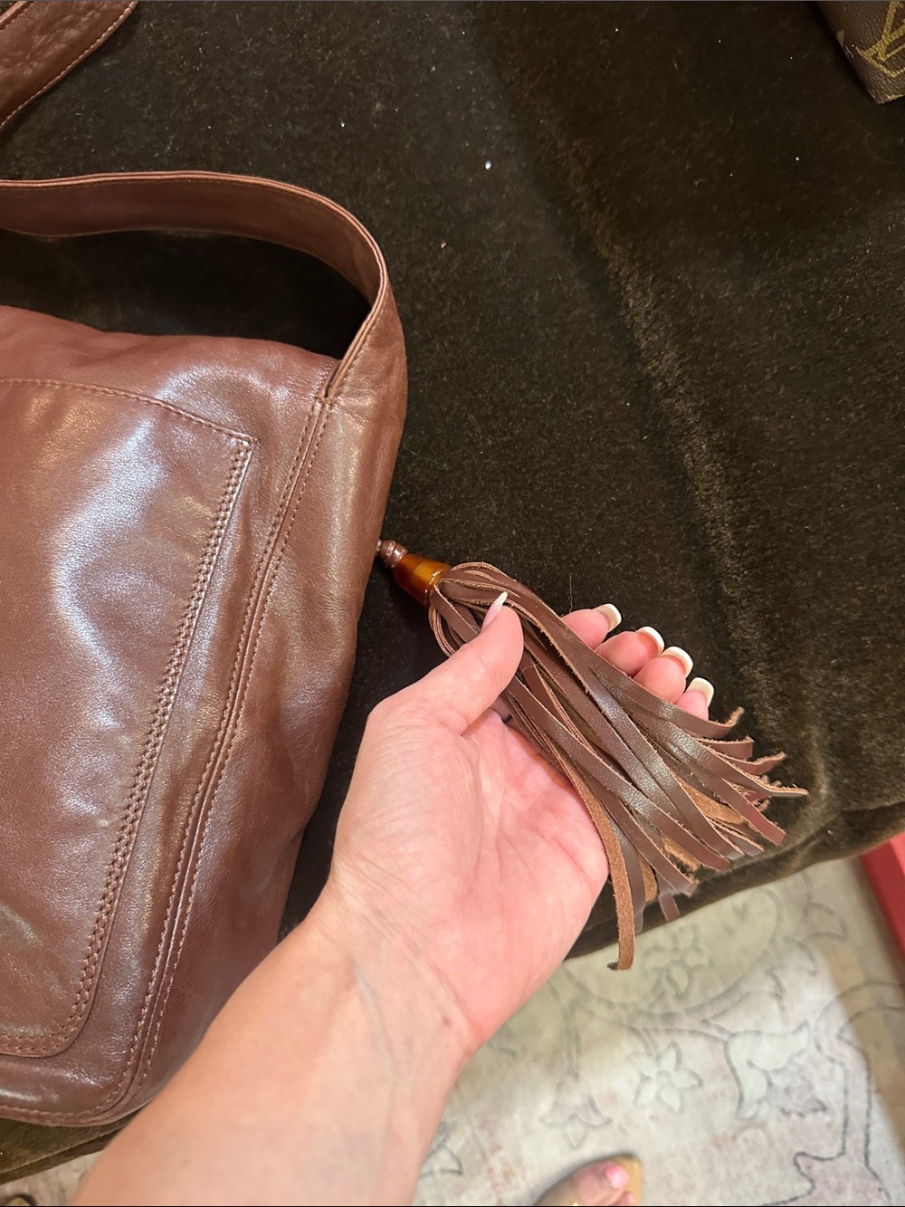 Vintage Lambskin Chanel y2k with tassle - Picture 7 of 16